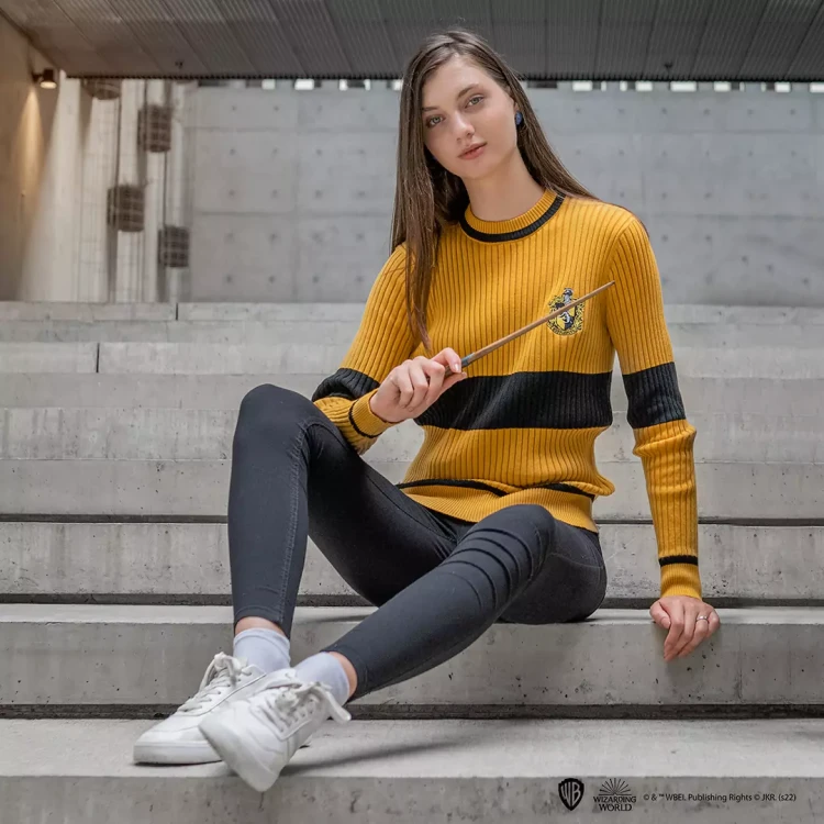 harry-potter-sweter-quidditch-hufflepuff-pottermania.pl-2.webp
