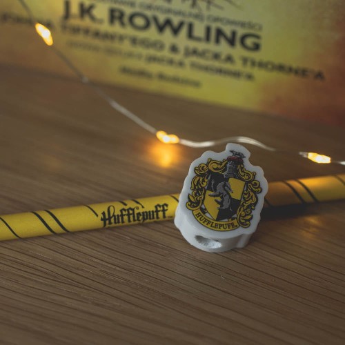 harry-potter-gumka-ołówek-hufflepuff-pottermania.pl.jpg