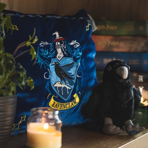 harry-potter-poduszka-ravenclaw-maskotka-kruk-pottermania.pl.jpg
